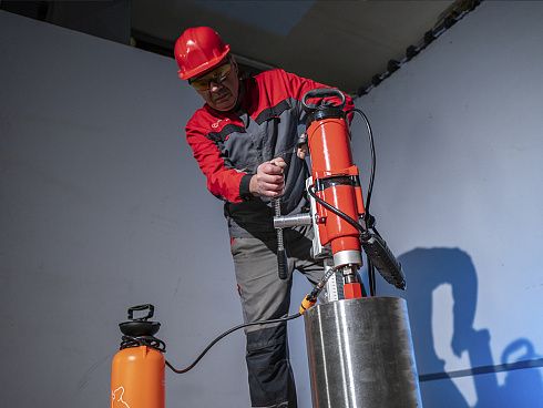 Комплект для алмазного сверления VOLL INDUSTRIAL V-Kit 250, применение